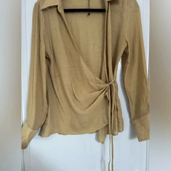Zara Chiffon Wrap Shirt with Side Tie in Olive NWOT size XS - Picture 10 of 12